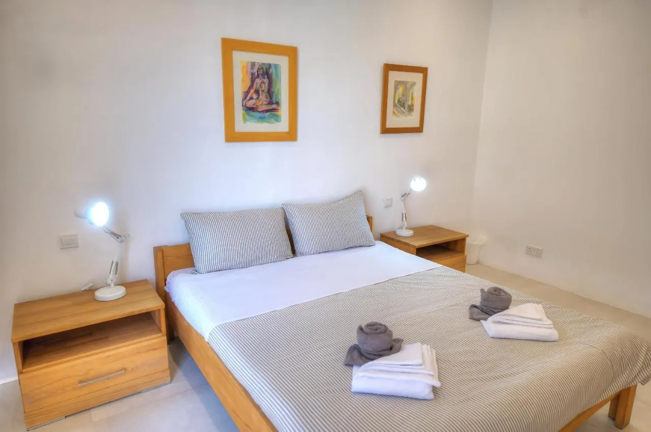 Large And Comfortable 2-Bedroom Apartment In St. Julian'S Dbri1-1 0*, Saint Julian's Malta