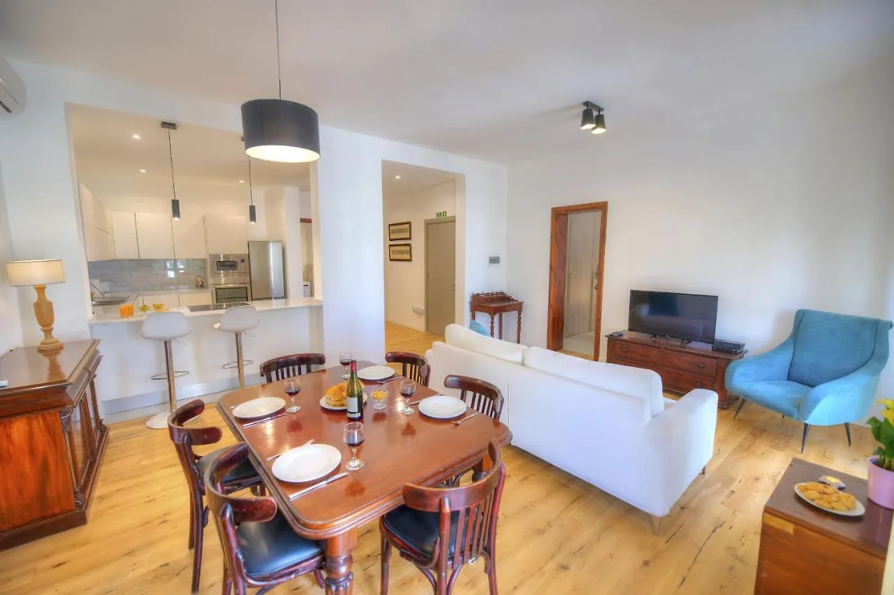Large And Comfortable 2-Bedroom Apartment In St. Julian'S Dbri1-1